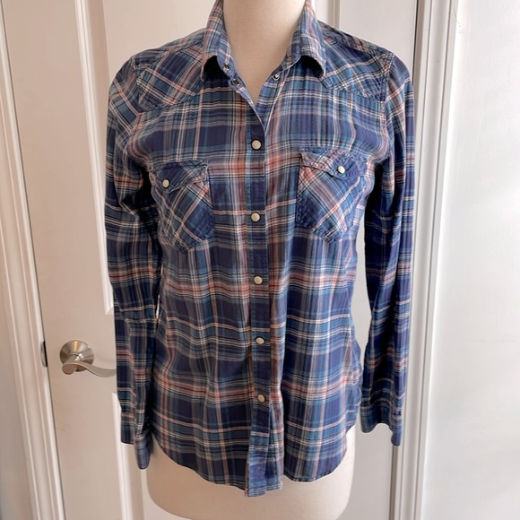 American Eagle Outfitters Tops - American Eagle Pearl Snap Boyfriend Flannel Shirt
